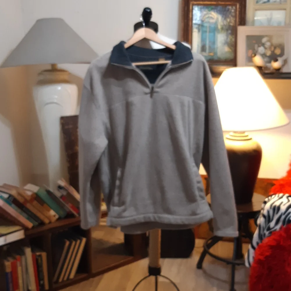 Mens Pullover Sweater Winter weather sz L St Johns b45 Gray zip long sleeve Warm